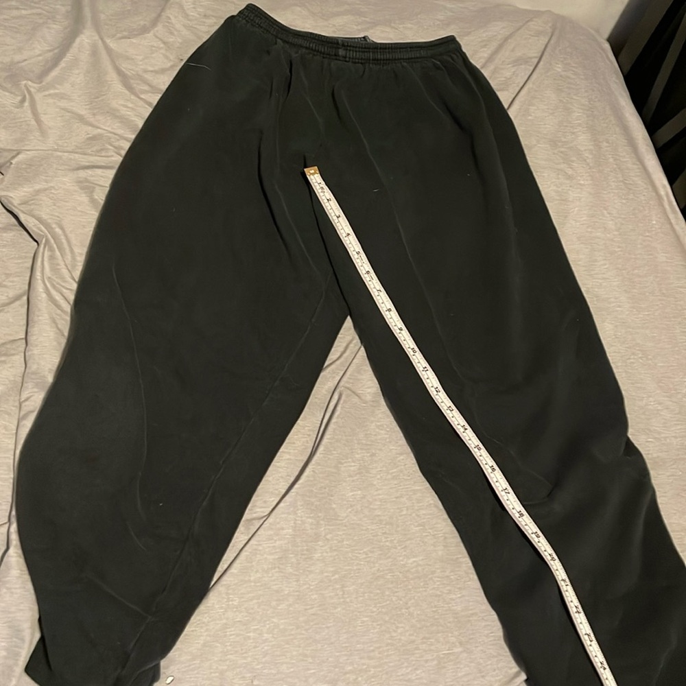 Hanes Her way Large Black Sweatpants